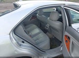 TOYOTA CAMRY XLE V6 4T1BK3EK7AU110015 снимка