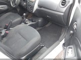 NISSAN VERSA NOTE S (SR) 3N1CE2CP6FL442377 photo