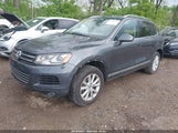 VOLKSWAGEN TOUAREG 3.6L SPORT WVGEF9BP6ED007632 photo