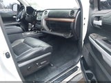 Toyota Tundra Limited 5TFHY5F16LX917738 fotografie