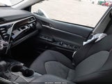 Toyota Camry Le 4T1B11HK3JU031864 снимка