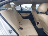 BMW 320I WBA8E1G53JNU90270 photo