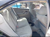 TOYOTA CAMRY LE 4T1BE46K49U295129 снимка