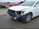 TOYOTA CAMRY LE 4T4BF3EK4BR111683 снимка