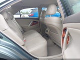 TOYOTA CAMRY XLE 4T1BE46K58U762069 photo
