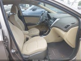 Hyundai Accent Gls KMHCU4AE8CU240375 снимка