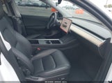 TESLA MODEL Y LONG RANGE DUAL MOTOR ALL-WHEEL DRIVE 7SAYGDEE4NF407891 fotografie