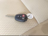 TOYOTA COROLLA LE 2T1BURHE3HC845637 снимка