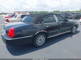 LINCOLN TOWN CAR SIGNATURE LIMITED 1LNHM82W15Y658924 снимка