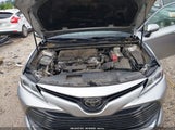 TOYOTA CAMRY LE 4T1B11HK5JU056958 photo
