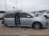 Toyota Sienna Xle 8 Passenger 5TDYZ3DC9KS966104 photo