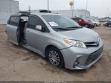 Toyota Sienna Xle 8 Passenger 5TDYZ3DC9KS966104 photo