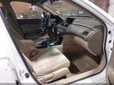 HONDA ACCORD 2.4 LX JHMCP26308C073819 photo