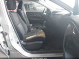NISSAN ROGUE S JN8AT2MVXHW005264 снимка