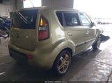 KIA SOUL + KNDJT2A24A7161533 снимка