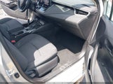 TOYOTA COROLLA LE 5YFEPMAE2NP290497 снимка