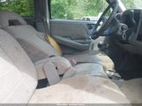 CHEVROLET BLAZER LS 1GNCS13W4V2255783 снимка