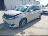CHRYSLER PACIFICA HYBRID PLATINUM 2C4RC1N7XHR723768 снимка