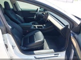 TESLA MODEL 3 STANDARD RANGE PLUS REAR-WHEEL DRIVE 5YJ3E1EA2MF020585 снимка