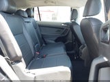 VOLKSWAGEN TIGUAN 2.0T SE/2.0T SEL 3VV3B7AX3JM210300 снимка
