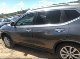 NISSAN ROGUE SV JN8AT2MVXHW006382 снимка