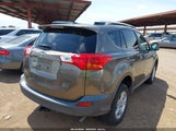 Toyota Rav4 Xle 2T3RFREV4EW129943 снимка