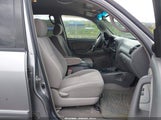 TOYOTA TUNDRA SR5 V8 5TBDT44185S474522 снимка