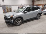 SUBARU FORESTER LIMITED JF2SKAPC8NH520370 снимка