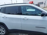 JEEP COMPASS LATITUDE 4X4 3C4NJDBNXRT119192 снимка