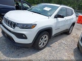 JEEP COMPASS LATITUDE 4X4 3C4NJDBNXRT119192 снимка
