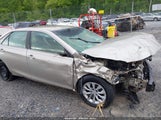 TOYOTA CAMRY LE 4T4BF1FK1FR472734 снимка