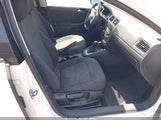 VOLKSWAGEN JETTA 2.0L S 3VW2K7AJ8BM333157 снимка