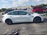 TESLA MODEL 3 STANDARD RANGE PLUS REAR-WHEEL DRIVE 5YJ3E1EA2MF973202 снимка