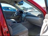 TOYOTA CAMRY LE 4T1BE46K47U180740 снимка