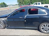 MERCEDES-BENZ C 300 55SWF4JB9JU253545 photo