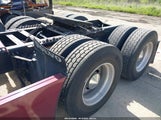 VOLVO VN VNL 4V4NC9EHXDN553476 снимка