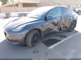 TESLA MODEL Y LONG RANGE DUAL MOTOR ALL-WHEEL DRIVE 5YJYGDEE1MF273420 photo