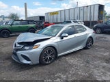 TOYOTA CAMRY SE 4T1B11HK8JU649942 fotografie
