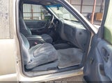 GMC SONOMA SLS 1GTDT19W6Y8197873 снимка