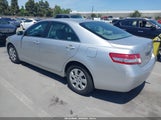 TOYOTA CAMRY LE 4T4BF3EK1BR135553 снимка