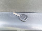 CHEVROLET SILVERADO 1500 LS 2GCEK19T511388335 снимка