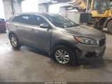 KIA SORENTO 3.3L LX 5XYPGDA52JG371894 photo