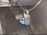 VOLKSWAGEN TIGUAN SE WVGBV7AX8BW551710 photo