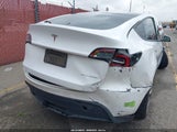 TESLA MODEL Y AWD/LONG RANGE DUAL MOTOR ALL-WHEEL DRIVE 7SAYGAEE9PF702910 снимка