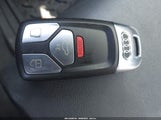 AUDI A4 PREMIUM PLUS 45 TFSI S LINE QUATTRO S TRONIC WAUEAAF44NN011772 снимка