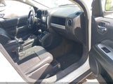 JEEP COMPASS LATITUDE 1C4NJDEB2ED651487 снимка