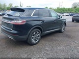 Lincoln Nautilus Standard 2LMPJ8J92NBL13418 photo