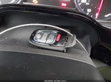 AUDI A8 L 3.0T WAU3GAFD2FN026195 снимка