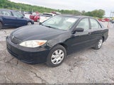 TOYOTA CAMRY LE 4T1BE32K02U557962 снимка