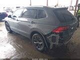 VOLKSWAGEN TIGUAN 2.0T SE/2.0T WOLFSBURG EDITION 3VV3B7AX2RM001187 снимка